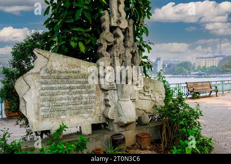 Hanoi, Vietnam. John McCain Memorial am Ufer des Truc Bach Lake. Stockfoto