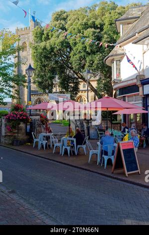 Essen im Freien in Sidmouth Devon. Stockfoto