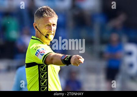 Rom, Italien. Oktober 2023. Schiedsrichterin Daniele Orsato gibt während des Fußballspiels der Serie A zwischen SS Lazio und Atalanta BC im Olimpico-Stadion in Rom (Italien) am 8. Oktober 2023 Gesten. Quelle: Insidefoto di andrea staccioli/Alamy Live News Stockfoto