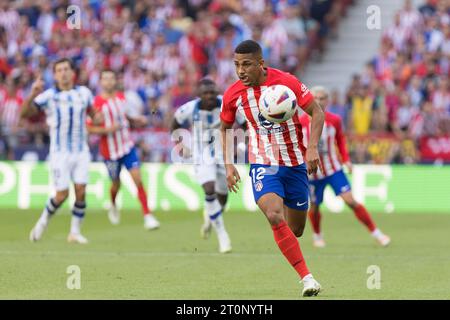 MADRID, SPANIEN - 8. OKTOBER: Lino während des Spiels der La Liga 2023/24 zwischen Atletico de Madrid und Real Sociedad im Civitas Metropolitano Stadion. (Foto: Guille Martinez/AFLO) Stockfoto