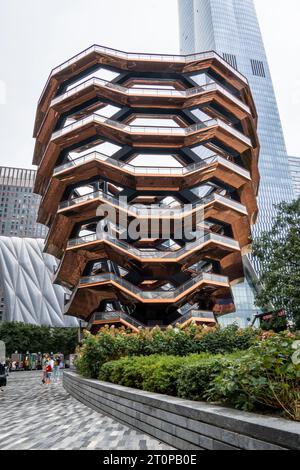 HUDSON YARDS, NEW YORK, USA - 18. SEPTEMBER 2023. Ein flacher Blick auf das Schiff bei Hudson Yards in New York City, das für die Öffentlichkeit gesperrt ist Stockfoto