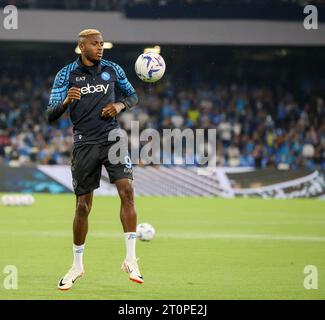 Neapel, Kampanien, Italien. Oktober 2023. Während des italienischen Fußballspiels der Serie A SSC Napoli gegen FC Fiorentina am 8. Oktober 2024 im Diego Armando Maradona Stadion in Neapel. Im Bild: Victor Osimhen vom SSC Napoli (Credit Image: © Fabio Sasso/ZUMA Press Wire) NUR REDAKTIONELLE VERWENDUNG! Nicht für kommerzielle ZWECKE! Quelle: ZUMA Press, Inc./Alamy Live News Stockfoto