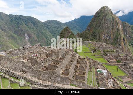 Blick auf die Ruinen von Machu Picchu in den Anden von Peru Stockfoto