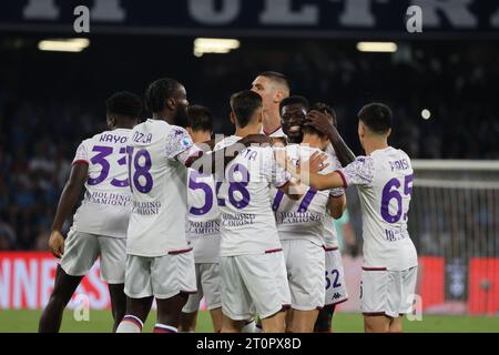 Neapel, Kampanien, Italien. Oktober 2023. Während des italienischen Fußballspiels der Serie A SSC Napoli gegen FC Fiorentina am 8. Oktober 2024 im Diego Armando Maradona Stadion in Neapel. Im Bild: Josip Brekalo von ACF Fiorentina (Credit Image: © Fabio Sasso/ZUMA Press Wire) NUR REDAKTIONELLE VERWENDUNG! Nicht für kommerzielle ZWECKE! Quelle: ZUMA Press, Inc./Alamy Live News Stockfoto