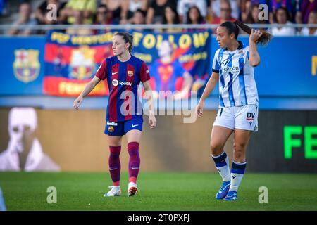 Barcelona, Spanien. Oktober 2023. Ona Batlle (FC Barcelona FEM) und Emma Ramirez (Real Sociedad FEM) während eines Liga-F-Spiels zwischen dem FC Barcelona FEM und Real Sociedad FEM bei Estadi Johan Cruyff in Sant Joan Despi, Barcelona, Spanien am 8. Oktober 2023. (Foto/Felipe Mondino) Credit: Unabhängige Fotoagentur/Alamy Live News Stockfoto