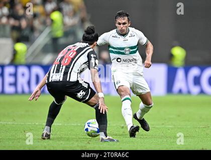 Belo Horizonte, Brasilien. Oktober 2023. Robson of Coritiba, während des Spiels zwischen Atletico Mineiro und Coritiba, für die brasilianische Serie A 2023, am 08. Oktober im Arena MRV Stadium in Belo Horizonte. Foto: Gledston Tavares/DiaEsportivo/Alamy Live News Credit: DiaEsportivo/Alamy Live News Stockfoto