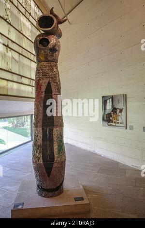 Mallorca, Spanien - 8. Oktober 2023: Abstaktkunst im Museum und Galerie der Miro Foundation, Palma de Mallorca Stockfoto