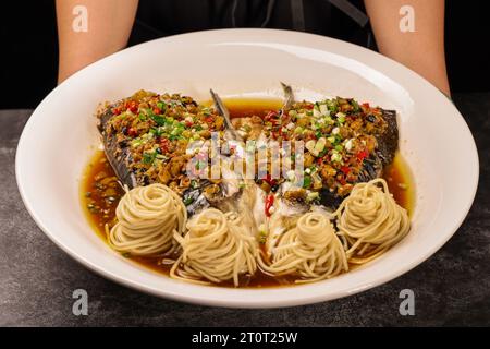 Chinesische Hunan-Küche – gehackter Pfefferkopf Stockfoto