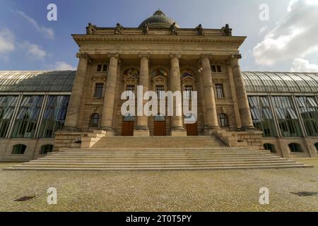 München, Deutschland, EU - 14. September 2023. Bayerische Staatskanzlei, Bayerische Staatskanzlei, das Bundeskanzleramt ist Ministerpräsident. Stockfoto