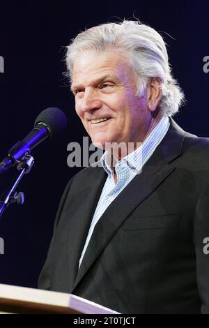 Die Missionsgesellschaft des frueheren US-Baptistenpredigers Billy Graham 1918-2018 laedt zur Evangelisationsveranstaltung Festival of Hope Festival der Hoffnung am Samstag nach Essen ein. Die Predigt in der Grugahalle hallt Grahams Sohn Franklin Foto vom 07.10.2023. Er steht an der Spitze der Billy Graham Evangelistic Association BGEA und ist auch Chef der Hilfsorganisation Samaritan s Handtasche . Mehr als 200 freikirchliche Gemeinden unterstuetzen laut BGEA das Event. Siehe epd-Meldung vom 07.10.2023 REDAKTIONELLE VERWENDUNG NUR *** die Missionsgesellschaft des ehemaligen US-Baptisten-Predigers Billy Graham 1918 Stockfoto