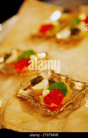 Red Caviar im Russischen Reich gilt als das exquisiteste Restaurant Russlands, St. Petersburg, Russland. Stockfoto