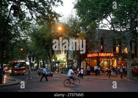 Straßenszene in Mendoza, Argentinien. Stockfoto