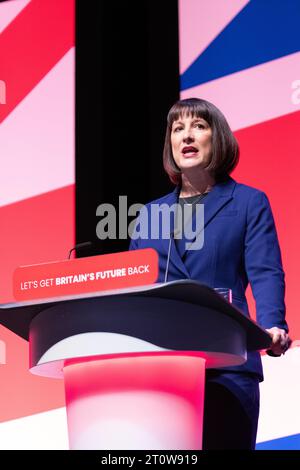 Liverpool, Großbritannien. Oktober 2023. Rachel Reeves (Schattenkanzlerin der Finanzverwaltung) hielt ihre Rede am 2. Tag der Labour Conference 2023. Liverpool UK. Quelle: GaryRobertsphotography/Alamy Live News Stockfoto