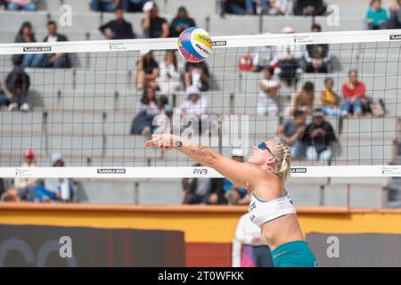 Tlaxcala, Mexiko. Oktober 2023. 8. Oktober 2023, Tlaxcala, Mexiko: Marií-Sárou Štochlová (2) aus Tschechien tritt beim Spiel der Frauen Tschechien gegen Marokko bei der Beachvolleyball-Weltmeisterschaft gegen Marokko an. Am 8. Oktober 2023 in Tlaxcala, Mexiko. (Foto: Essene Hernandez/Eyepix Group/SIPA USA) Credit: SIPA USA/Alamy Live News Stockfoto