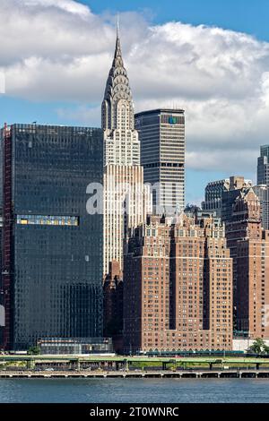 Der Windsor Tower ist das südlichste Gebäude von Fred F. French’s Tudor City, einem bedeutenden Wohnbaugebiet neben den Vereinten Nationen. Stockfoto