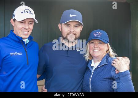 St. Andrews, Schottland. Oktober 2023. Matt, Alex amd Susan Fitzpatrick nach ihren Runden am letzten Tag der Alfred Dunhill Links Championship 2023. Quelle: Tim Gray/Alamy Live News Stockfoto