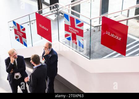 London, Großbritannien. 9. Oktober 2023. Atmosphäre während der Labour Party-Konferenz in Liverpool. Das Foto sollte lauten: Matt Crossick/Empics/Alamy Live News Stockfoto