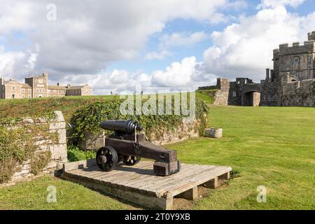 Die Burg Falmouth wurde von König Heinrich V111 zum Schutz vor französischen, spanischen und heiligen römischen Reichen errichtet, Cornwall, England, U Stockfoto