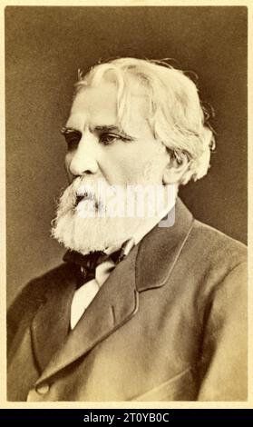 1880 c. , St.. Petersburg , RUSSLAND : der berühmte russische Schriftsteller und Dramatiker IWAN Sergejewitsch TURGENEW ( Sergeevic , 1818 - 1883 ) , Autor von VÄTERN UND SÖHNEN ( 1862 ) . Foto: Vezenberg & Co. , St. Petersburg . - SCRITTORE - LETTERATO - LETTERATURA - LITERATUR - SPLAYWRITER - DRAMMATURGO - COMMEDIOGRAFO - TEATRO - THEATER - RUSSLAND - PORTRÄT - RITRATTO - WEISSER BART - BARBA BIANCA - GESCHICHTE - FOTO STORICHE --- ARCHIVIO GBB Stockfoto