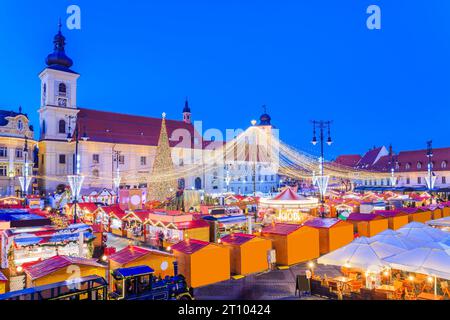 Sibiu, Rumänien. Weihnachtsmarkt, berühmte Wintermesse in Siebenbürgen. Stockfoto