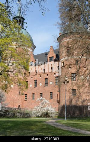 Das bekannte Ziegelschloss von Mälaren in Mariefred. Stockfoto