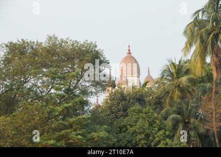 Annapurna-Tempel: Ein berühmter Hindu-Schrein der Göttin Devi Annapurna in Titagarh, Barrackpore, Westbengalen, Indien Stockfoto