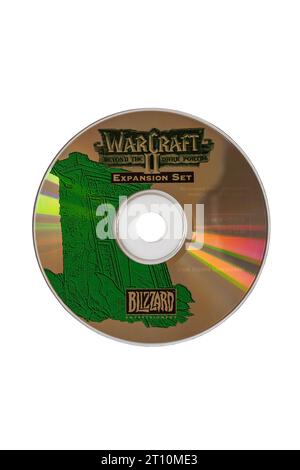 Warcraft II Tides of Darkness Deluxe-Edition Computerspiel-Discs isoliert auf weißem Hintergrund Stockfoto
