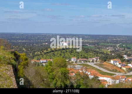 Atemberaubende Aussicht vom Schloss Montemor-o-Novo Stockfoto