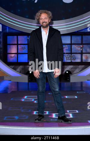 Mailand, Italien. Oktober 2023. Mailand, Präsentation der Fernsehsendung "GialappaShow" - Antonio Ornano Credit: Unabhängige Fotoagentur/Alamy Live News Stockfoto