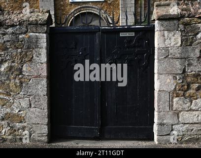 Tore des Schulhauses, Ellen, cambridgeshire Stockfoto