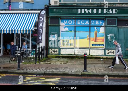 Die geschlossene Tivoli Bar, Marine Road Central, Morecambe, Lancashire, England Stockfoto