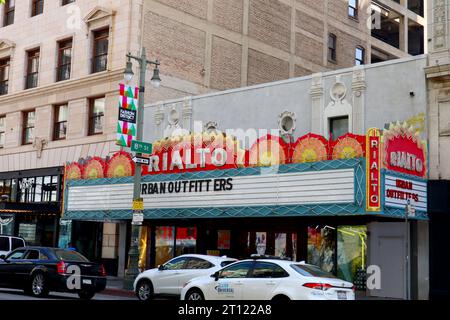 Los Angeles, Kalifornien: Rialto Theatre, historisches Theater am 812 S. Broadway im historischen Broadway Theater District in der Innenstadt von Los Angeles Stockfoto