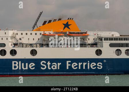 Heraklion, Kreta, Griechenland, 26. September 2023. RORO-Fähre im Hafen von Heraklion, Kreta, später nach Piräus, nach Athen, der Blaue Stern 1. Stockfoto