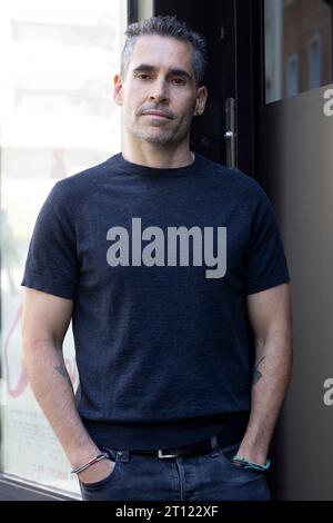 Madrid, Spanien. Oktober 2023. Jorge Alonso nimmt am Camino de la Suerte Photocall in Madrid Teil. (Foto: Nacho Lopez/SOPA Images/SIPA USA) Credit: SIPA USA/Alamy Live News Stockfoto