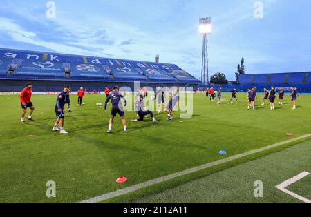 Zagreb, Kroatien. Oktober 2023. Spieler aus Kroatien während eines Trainings im Maksimir-Stadion am 10. Oktober 2023 in Zagreb, Kroatien. Kroatien spielt in der EM 2024 gegen die Türkei und Wales. Foto: Jurica Galoic/PIXSELL Credit: Pixsell/Alamy Live News Stockfoto