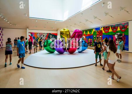 Guggenheim Museum, Architekt Frank Gehry, Innenansicht, Künstler Jeff Koons, Bilbao, Baskenland, Spanien Stockfoto