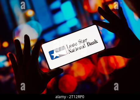 Brasilien. Oktober 2023. In dieser Abbildung wird das Logo der Lone Star National Bank (LSNB) auf einem Smartphone-Bildschirm angezeigt. (Credit Image: © Rafael Henrique/SOPA Images via ZUMA Press Wire) NUR REDAKTIONELLE VERWENDUNG! Nicht für kommerzielle ZWECKE! Stockfoto