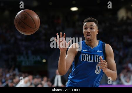 Madrid, Spanien. Oktober 2023. Dante Exum of Dallas Mavericks während des Ausstellungsspiels zwischen Dallas Mavericks und Real Madrid im Wizink Center am 10. Oktober 2023 in Madrid (Foto: Oscar Gonzalez/SIPA USA) (Foto: Oscar Gonzalez/SIPA USA) Credit: SIPA USA/Alamy Live News Stockfoto