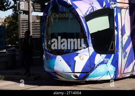 Lyon, Frankreich. Oktober 2023. Eine Straßenbahn in Lyon, Frankreich, Lyon, am 6. Oktober 2023. Foto: Thibaut Durand/ABACAPRESS.COM Credit: Abaca Press/Alamy Live News Stockfoto