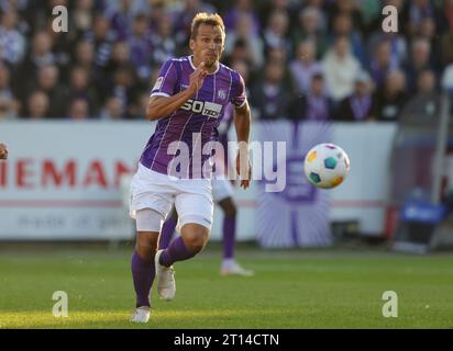 firo: 09/22/2023 Fußball: 2. Bundesliga VfL Osnabruck - HSV Hamburg HSV Hamburg Hamburg Hamburg Hamburg Hamburg 2:1 Robert Tesche, Einzelaktion, VfL Stockfoto