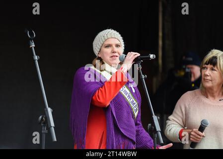 Jo Swinson Abgeordneter sprach auf dem von Care International in London, Großbritannien, organisierten Protest zur Gleichstellung von Frauen am 4. März. 2019 Führer der Liberaldemokraten Stockfoto