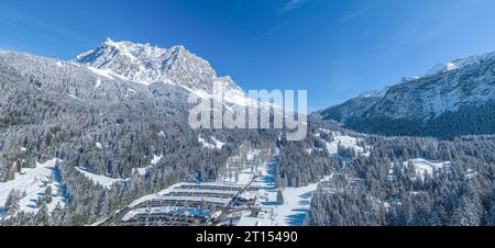 Winterlicher Blick über die Region rund um die Ehrwalder Alm bei Ehrwald in Tirol Stockfoto