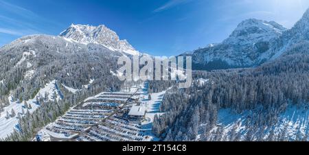 Winterlicher Blick über die Region rund um die Ehrwalder Alm bei Ehrwald in Tirol Stockfoto
