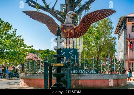 01 26 2013 Vintage-Statue von garuda guruvayoor in der Nähe von Thrissur; Kerala - Indien Asien. Stockfoto