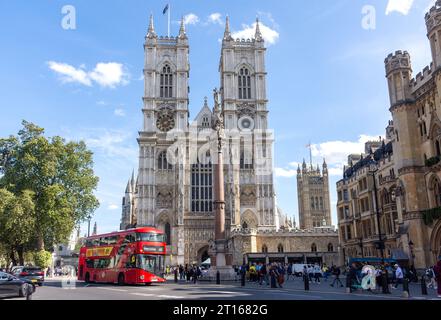 Die Westfassade, Westminster Abbey, Deans Yard, City of Westminster, Greater London, England, Vereinigtes Königreich Stockfoto