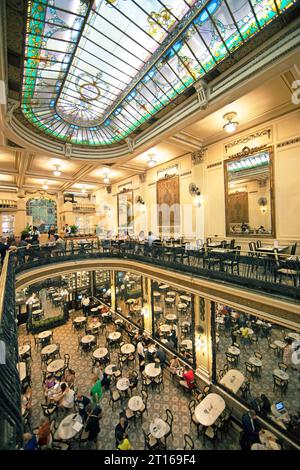 Comfeitaria Colombo, über 100 Jahre altes Café, Inneres, Altstadt, Rio de Janeiro, Bundesstaat Rio de Janeiro, Brasilien Stockfoto