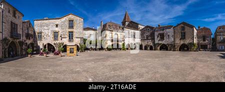 Vue Panorama de la Place des cornières Stockfoto