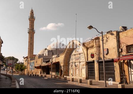 Jaffa, Israel – 10. Oktober 2023: Die Mahmoudiya-Moschee ist die größte und bedeutendste Moschee in Jaffa, heute Teil der größeren Stadt Tel Aviv-Y Stockfoto