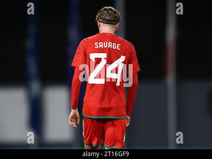 Wrexham, Großbritannien. Oktober 2023. WalesÕ Charlie Savage während des internationalen Freundschaftsspiels im Racecourse Stadium in Wrexham. Der Bildnachweis sollte lauten: Darren Staples/Sportimage Credit: Sportimage Ltd/Alamy Live News Stockfoto