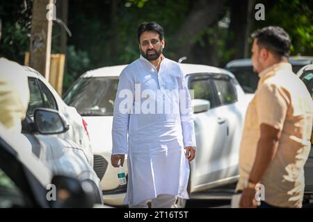 Neu-Delhi, Indien. Oktober 2023. NEW DELHI, INDIEN - 11. OKTOBER: AAP MLA, Amanatullah Khan kommt nach einem Treffen mit dem Ministerpräsidenten von Delhi, Arvind Kejriwal, am 11. Oktober 2023 in New Delhi, Indien. (Foto: Sanchit Khanna/Hindustan Times/SIPA USA) Credit: SIPA USA/Alamy Live News Stockfoto